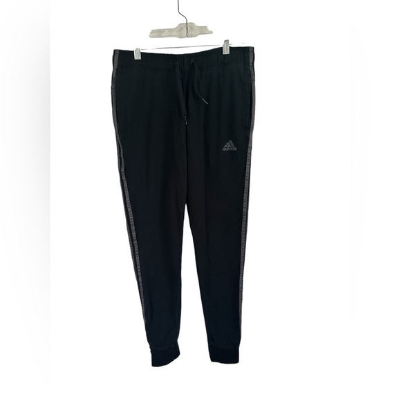 Adidas jogger pants size M - Picture 1 of 4